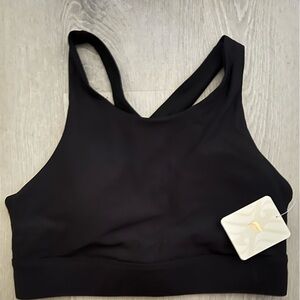 Fabletics No Bounce Sports Bra NEW